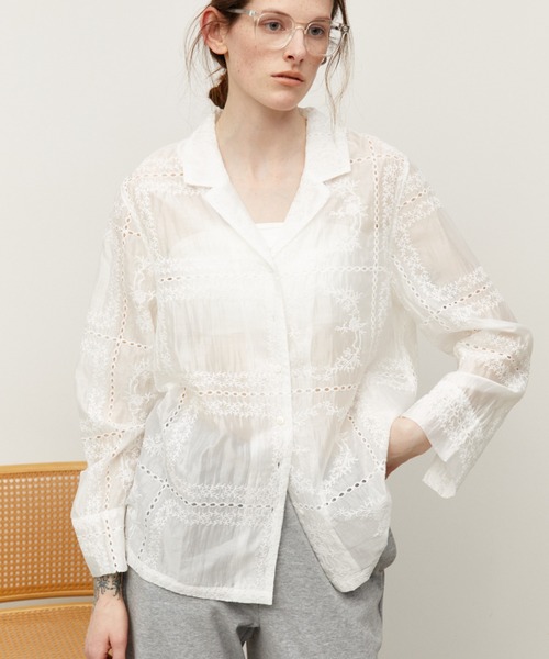 Auntie Rosa Holiday(アンティローザホリデー)の「刺繍パッチワークシアーシャツジャケット(シャツ/ブラウス・レディース・オフホワイト/ブラック・FREE)」の12枚目の写真