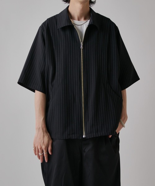 Lui's（ルイス）の「レイヤードジップ半袖シャツ（シャツ/ブラウス・メンズ・オフホワイト/ブラック系その他/ブラック・S/M）」の5枚目の写真