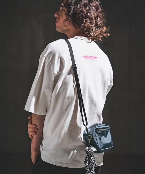 GLIMCLAP(グリムクラップ)の「mko13585- Nylon Fabric Compact Body Pack ボディパック(202-048-gls-cg)(ボディバッグ/ウエストポーチ・メンズ・ベージュ系その他/ネイビー/ブラック/カーキ・FREE)」の6枚目の写真