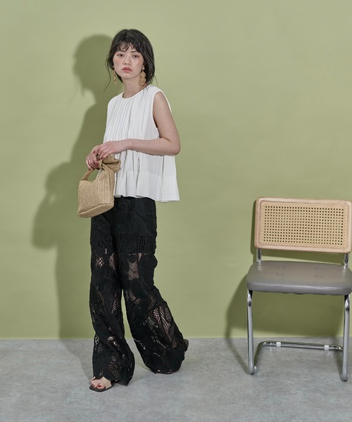 THE YOn(ザヨン)の「レーシーシアーイージーパンツ(その他パンツ・レディース・ブラック/アイボリー・FREE)」の20枚目の写真