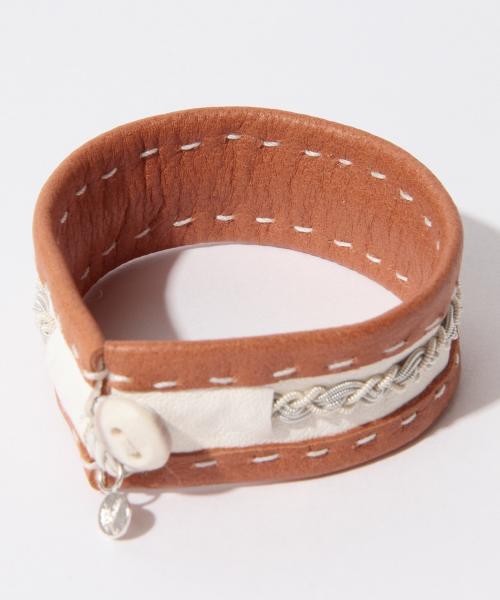 MARIA RUDMAN（マリア・ルドマン）の「MARIA RUDMAN / ＜Women's＞bc27 ブレスレット（ブレスレット・レディース・ブラウン系その他/ホワイト・ONE SIZE）」の3枚目の写真