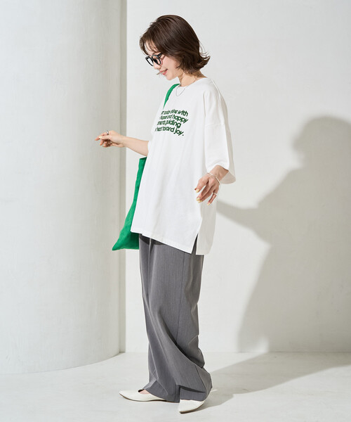 FREAK'S STORE(フリークスストア)の「限定展開 フロッキー ロゴ プリント 半袖 Tシャツ(Tシャツ/カットソー・レディース・ネイビー/ライトグレー/ブラウン/ピンク/ナチュラル/オフホワイト/ブラック・フリ-)」の22枚目の写真
