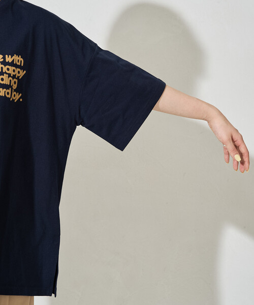 FREAK'S STORE(フリークスストア)の「限定展開 フロッキー ロゴ プリント 半袖 Tシャツ(Tシャツ/カットソー・レディース・ネイビー/ライトグレー/ブラウン/ピンク/ナチュラル/オフホワイト/ブラック・フリ-)」の14枚目の写真