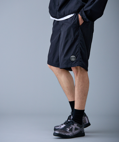 PARIS SAINT-GERMAIN(パリサンジェルマン)の「【Paris Saint-Germain / パリ・サン=ジェルマン】 JP Crest Easy Shorts(その他パンツ・メンズ・ブラック/ネイビー/ライトグレー・LARGE/MEDIUM/SMALL)」の9枚目の写真