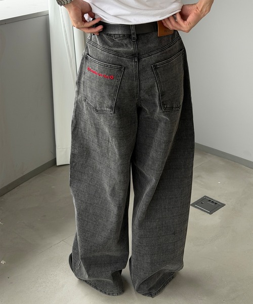 Perushu(ペルーシュ)の「FADED CHECK WIDE DENIM PANTS/フェードチェックワイドデニムパンツ(その他パンツ・メンズ・ブラック/ブラウン・LARGE/MEDIUM/SMALL)」の6枚目の写真