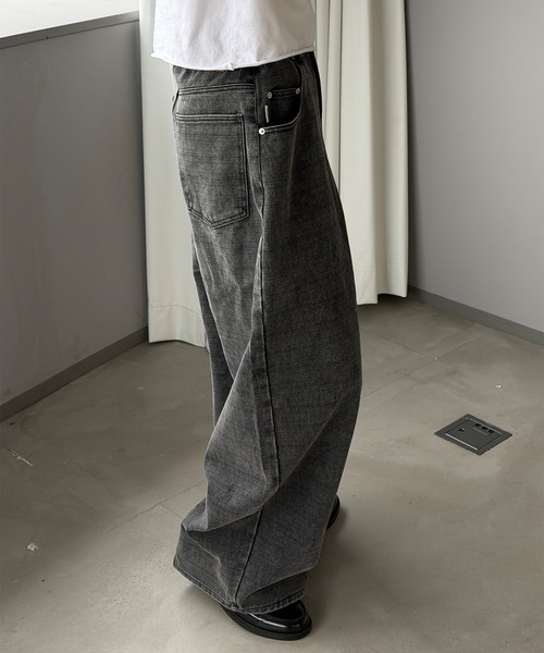 Perushu(ペルーシュ)の「FADED CHECK WIDE DENIM PANTS/フェードチェックワイドデニムパンツ(その他パンツ・メンズ・ブラック/ブラウン・LARGE/MEDIUM/SMALL)」の7枚目の写真