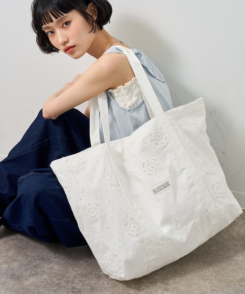 NOGLE(ノグル)の「【NOGLE select/ノグルセレクト】レースフラワーポケットトートバッグ(トートバッグ・レディース・アイボリー/ベージュ・FREE)」の1枚目の写真