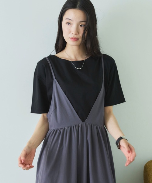 Doux archives(ドゥアルシーヴ)の「【吸湿透気】ボートネック半袖プルオーバー(Tシャツ/カットソー・レディース・モカ/グレイッシュベージュ/ブラック・FREE)」の1枚目の写真