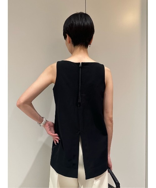 ESTNATION（エストネーション）の「ESTNATION / トリアセリネン バックスリットノースリーブ（シャツ/ブラウス・レディース・ホワイト/ブラック・36/38）」の12枚目の写真