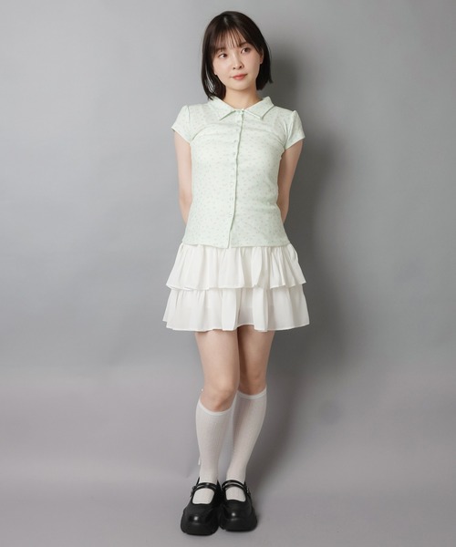 SPINNS(スピンズ)の「総柄半袖シャツ/小花柄/全4種(シャツ/ブラウス・レディース・サックスブルー/ベージュ/ネイビー/グレー/ミント/ホワイト・ONESIZE)」の10枚目の写真