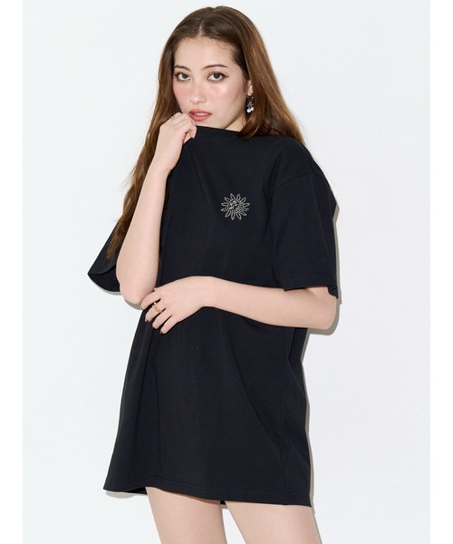 EVRIS(エヴリス)の「ラインストーングラフィック BIG Tシャツ(Tシャツ/カットソー・レディース・ホワイト/イエロー/パープル/ブラック・FREE)」の1枚目の写真