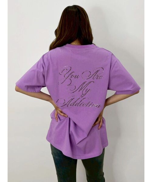 EVRIS(エヴリス)の「ラインストーングラフィック BIG Tシャツ(Tシャツ/カットソー・レディース・ホワイト/イエロー/パープル/ブラック・FREE)」の6枚目の写真