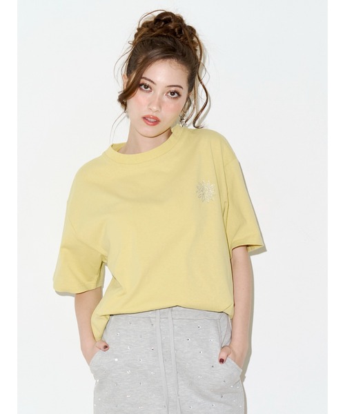 EVRIS(エヴリス)の「ラインストーングラフィック BIG Tシャツ(Tシャツ/カットソー・レディース・ホワイト/イエロー/パープル/ブラック・FREE)」の22枚目の写真