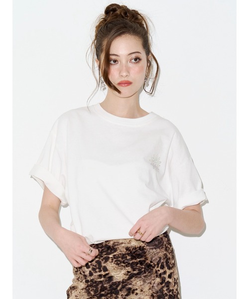 EVRIS(エヴリス)の「ラインストーングラフィック BIG Tシャツ(Tシャツ/カットソー・レディース・ホワイト/イエロー/パープル/ブラック・FREE)」の17枚目の写真