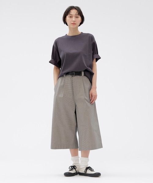 MHL.(エムエイチエル)の「GARMENT DYED COTTON JERSEY(Tシャツ/カットソー・レディース・ホワイト/グレー/ダークグリーン・2)」の8枚目の写真