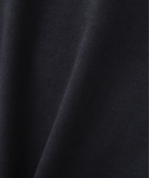 MHL.(エムエイチエル)の「GARMENT DYED COTTON JERSEY(Tシャツ/カットソー・レディース・ホワイト/グレー/ダークグリーン・2)」の11枚目の写真