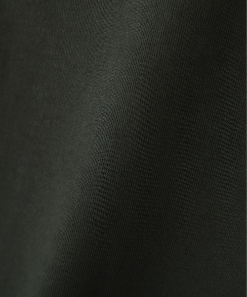 MHL.(エムエイチエル)の「GARMENT DYED COTTON JERSEY(Tシャツ/カットソー・レディース・ホワイト/グレー/ダークグリーン・2)」の6枚目の写真