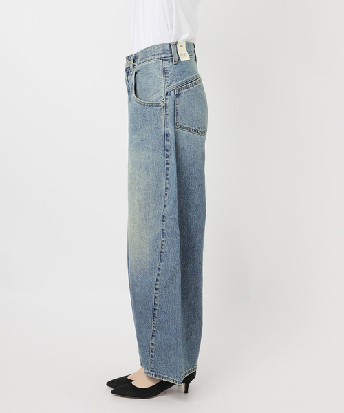 Spick & Span(スピックアンドスパン)の「《追加》LEVI'S 別注 SMU SUPER BAGGY BARREL(デニムパンツ・レディース・ブルー・23/24/25/26/27/28)」の4枚目の写真