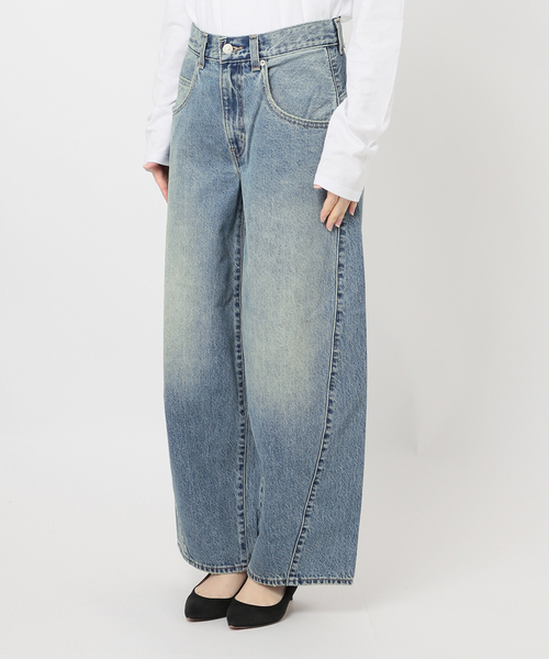 Spick & Span(スピックアンドスパン)の「《追加》LEVI'S 別注 SMU SUPER BAGGY BARREL(デニムパンツ・レディース・ブルー・23/24/25/26/27/28)」の20枚目の写真