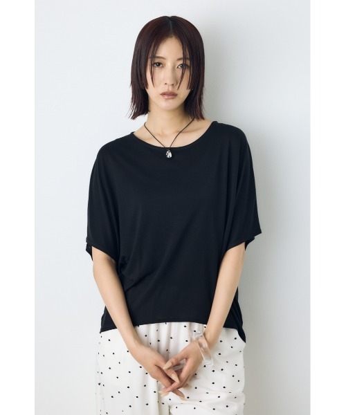 AZUL by moussy（アズールバイマウジー）の「ドレープクロップドTシャツ（Tシャツ/カットソー・レディース・オフホワイト/ベージュ/ブラック/ミント・SMALL/MEDIUM）」の12枚目の写真