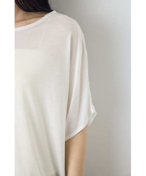 AZUL by moussy（アズールバイマウジー）の「ドレープクロップドTシャツ（Tシャツ/カットソー・レディース・オフホワイト/ベージュ/ブラック/ミント・SMALL/MEDIUM）」の10枚目の写真