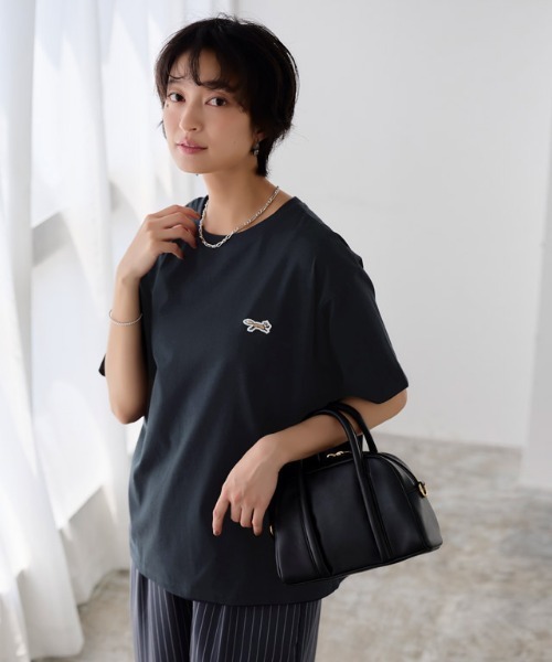 PENNEYS(ぺニーズ)の「【PENNEYS】イージーケアオーバーTシャツ(Tシャツ/カットソー・レディース・ネイビー/オフホワイト/ブラック・M/L)」の11枚目の写真