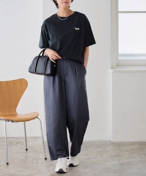 PENNEYS(ぺニーズ)の「【PENNEYS】イージーケアオーバーTシャツ(Tシャツ/カットソー・レディース・ネイビー/オフホワイト/ブラック・M/L)」の12枚目の写真