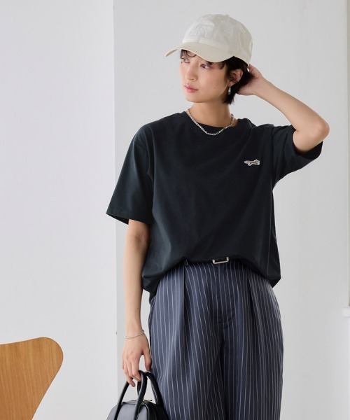 PENNEYS(ぺニーズ)の「【PENNEYS】イージーケアオーバーTシャツ(Tシャツ/カットソー・レディース・ネイビー/オフホワイト/ブラック・M/L)」の14枚目の写真