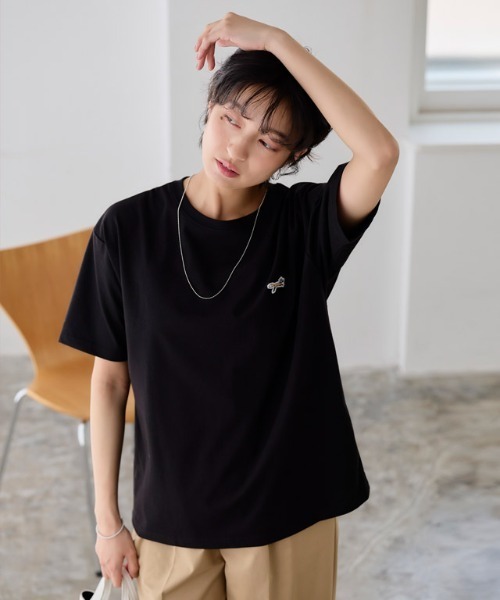 PENNEYS(ぺニーズ)の「【PENNEYS】イージーケアオーバーTシャツ(Tシャツ/カットソー・レディース・ネイビー/オフホワイト/ブラック・M/L)」の16枚目の写真
