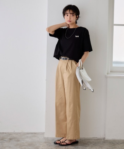 PENNEYS(ぺニーズ)の「【PENNEYS】イージーケアオーバーTシャツ(Tシャツ/カットソー・レディース・ネイビー/オフホワイト/ブラック・M/L)」の18枚目の写真