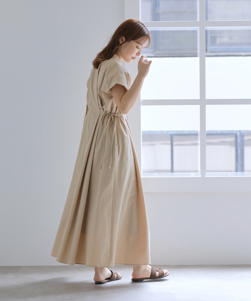 La TOTALITE（ラトータリテ）の「【洗える】フレンチタックシャツワンピース（ワンピース・レディース・ベージュ/ブラック・38/36）」の10枚目の写真