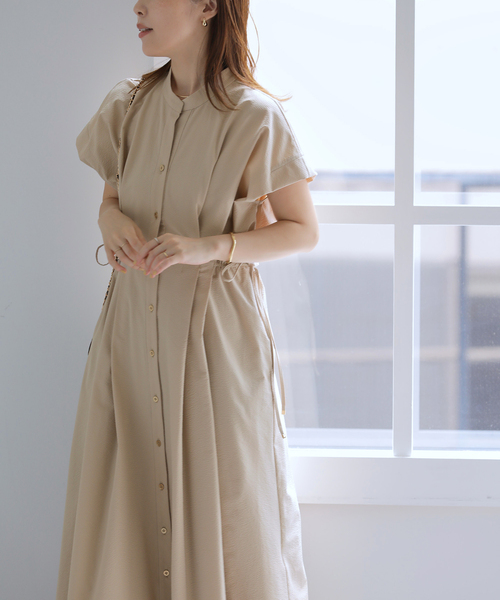 La TOTALITE（ラトータリテ）の「【洗える】フレンチタックシャツワンピース（ワンピース・レディース・ベージュ/ブラック・38/36）」の12枚目の写真