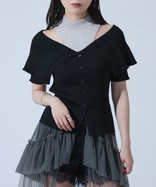 Ellno de Mavie(エルノデメヴィ)の「バイカラーハーフスリーブオフショルニット(ニット/セーター・レディース・ブルー/ブラック/バーガンディー・FREE)」の2枚目の写真