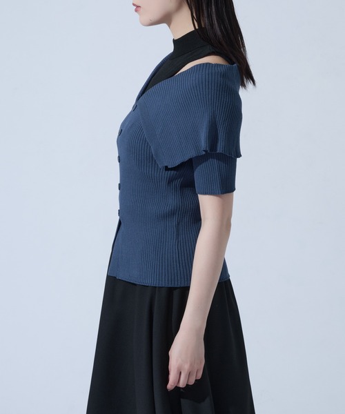 Ellno de Mavie(エルノデメヴィ)の「バイカラーハーフスリーブオフショルニット(ニット/セーター・レディース・ブルー/ブラック/バーガンディー・FREE)」の18枚目の写真