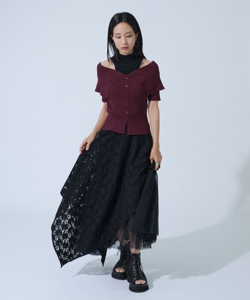 Ellno de Mavie(エルノデメヴィ)の「バイカラーハーフスリーブオフショルニット(ニット/セーター・レディース・ブルー/ブラック/バーガンディー・FREE)」の15枚目の写真