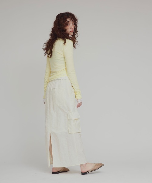 W:Huku(フーク)の「【W:Huku / 撥水 ワッシャーナイロン】カーゴ ロング スカート / Washer Nylon Cargo Long Skirt(スカート・レディース・アイボリー/ブルーグレー/ブラック系その他・FREE)」の7枚目の写真