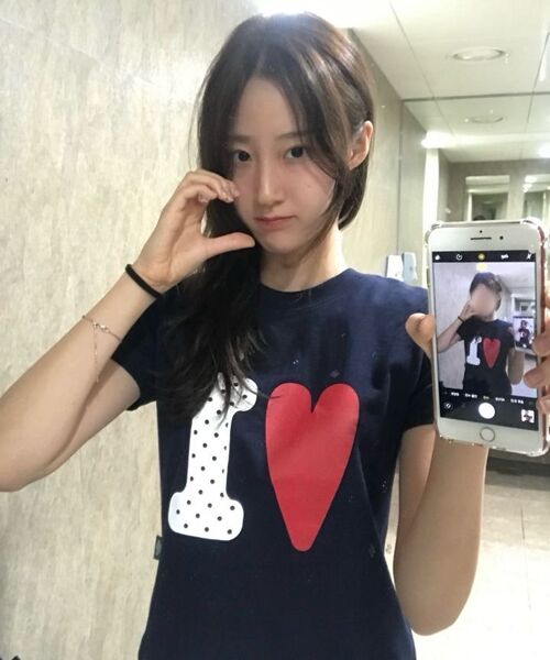 Video Jockey（ビデオジョッキー）の「ビビTシャツ [ネイビー]（Tシャツ/カットソー・レディース・ネイビー・X-SMALL/MEDIUM/SMALL）」の22枚目の写真