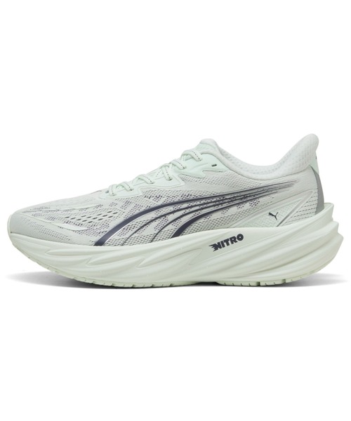 PUMA(プーマ)の「PUMA プーマ ウィメンズ ヴェロシティ ニトロ 5 ランニングシューズ(スニーカー・レディース・ホワイト×レッド/セージグリーン/ブラック×ホワイト/レッド系その他3/ラベンダー・23.0cm/23.5cm/24.0cm/22.5cm/22.0cm/24.5cm/25.0cm/25.5cm)」の3枚目の写真