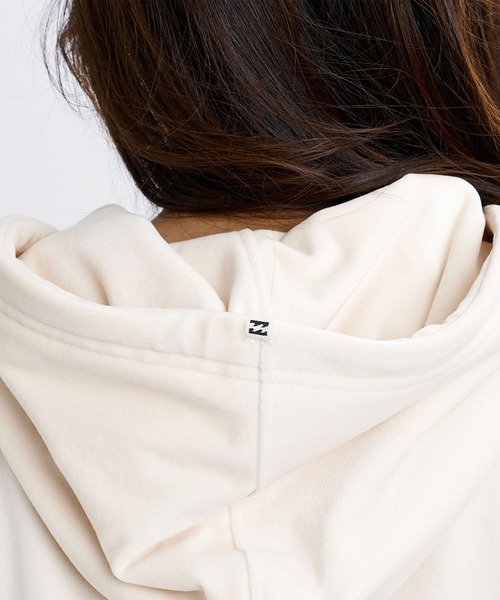 BILLABONG(ビラボン)の「BILLABONG/ビラボン ジップアップ パーカー ベロア セットアップ対応 SURF CAMP PALM 73 ZIP HOODIE BG014011(パーカー・レディース・ブルー/アイボリー/オリーブ・M/L)」の10枚目の写真