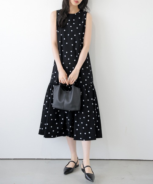La-gemme（ラジェム）の「ドットノースリーブワンピース（ワンピース・レディース・ネイビー/アイボリー/ブラック・フリー）」の3枚目の写真