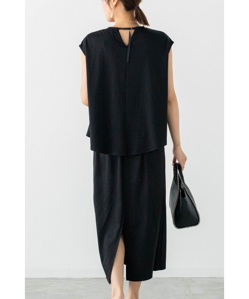 M.deux(エムドゥ)の「セットアップライクカットワンピース(ワンピース・レディース・ブラック/ブラウン・MEDIUM)」の3枚目の写真
