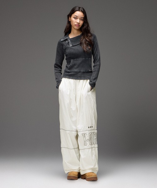 X-girl(エックスガール)の「LOGO AND STAR WIDE LEG TRACK PANTS(その他パンツ・レディース・ブラック/オフホワイト・M/S)」の9枚目の写真