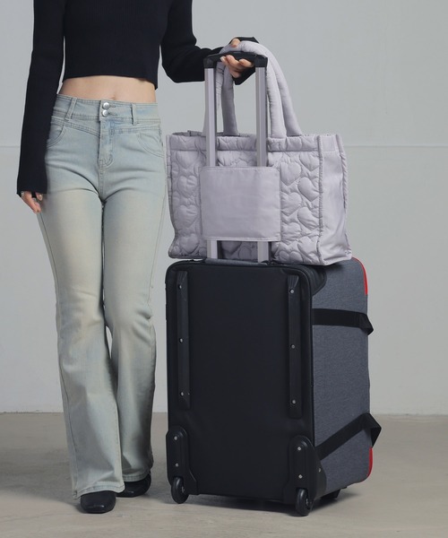 ALTROSE(アルトローズ)の「【A4・500mlペットボトル対応】トート ハートキルト キャリーオン(トートバッグ・レディース・グレー/ブラック/ブラウン・FREE)」の9枚目の写真