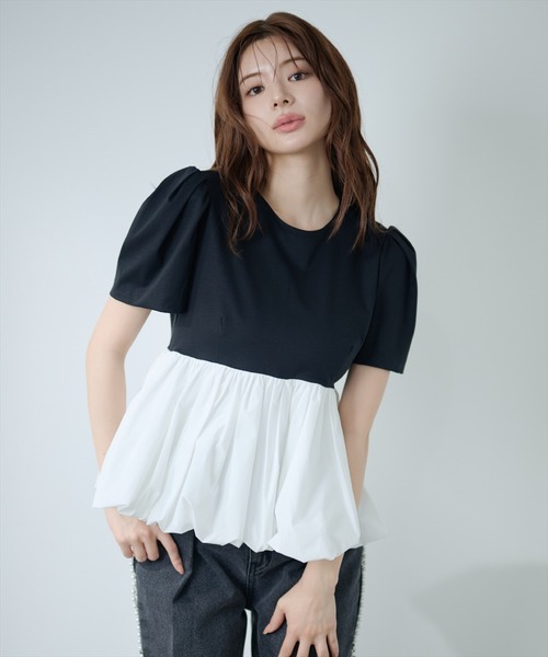 AND COUTURE(アンドクチュール)の「異素材ペプラムトップス(Tシャツ/カットソー・レディース・オフホワイト/ブラック・FREE)」の9枚目の写真