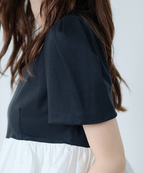 AND COUTURE(アンドクチュール)の「異素材ペプラムトップス(Tシャツ/カットソー・レディース・オフホワイト/ブラック・FREE)」の19枚目の写真