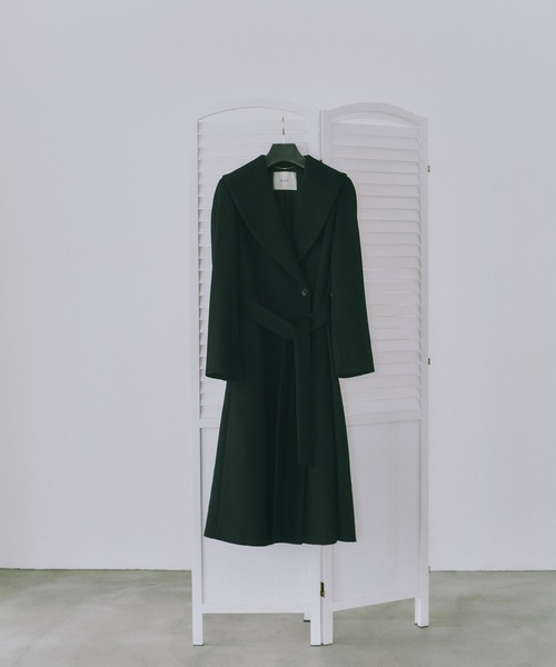 ROPE'(ロペ)の「プレミアムカシミヤショールカラーコート/逸品・冬コート・ウールコート・逸品・26AW(ステンカラーコート・レディース・ダークブラウン/ブラック/キャメル・34/36/38)」の2枚目の写真