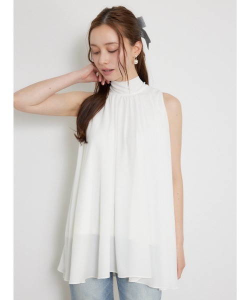 rienda(リエンダ)の「ボウタイアメスリフレアトップス 夏服 秋服(シャツ/ブラウス・レディース・マルチ/ホワイト/ブラック・FREE)」の2枚目の写真
