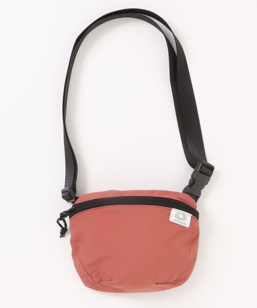 FRUIT OF THE LOOM(フルーツオブザルーム)の「FTL EX FLEX WAIST PACK(ボディバッグ/ウエストポーチ・メンズ・ライトグレー/ブラック/エンジ/インディゴブルー/チャコールアッシュ・FREE)」の5枚目の写真