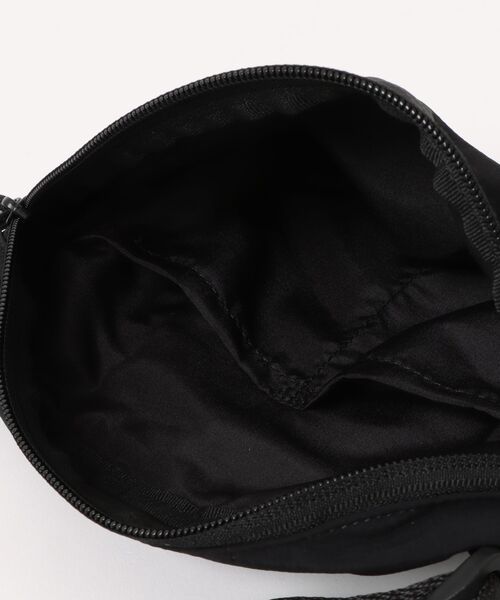 FRUIT OF THE LOOM(フルーツオブザルーム)の「FTL EX FLEX WAIST PACK(ボディバッグ/ウエストポーチ・メンズ・ライトグレー/ブラック/エンジ/インディゴブルー/チャコールアッシュ・FREE)」の8枚目の写真