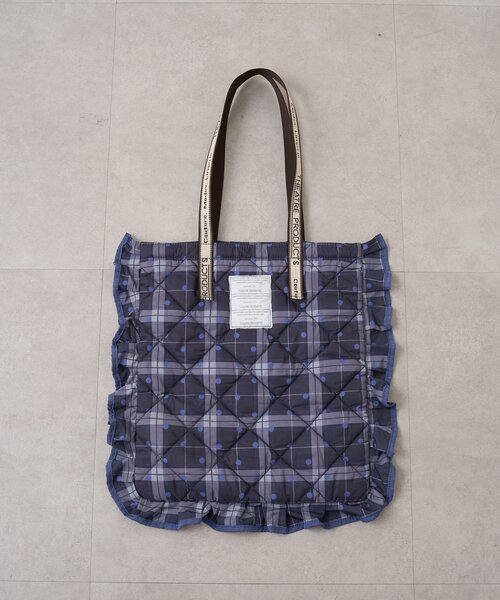 THEATRE PRODUCTS(シアタープロダクツ)の「【THEATRE PRODUCTS別注】A3収納可能キルティングフリルトートバッ(トートバッグ・レディース・ネイビー/ブラック/カーキ・ONE SIZE)」の18枚目の写真